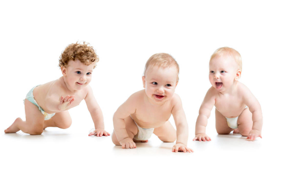 24881077-Crawling-babies-boys-wearing-diapers-on-white-background-Stock-Photo-1.jpg